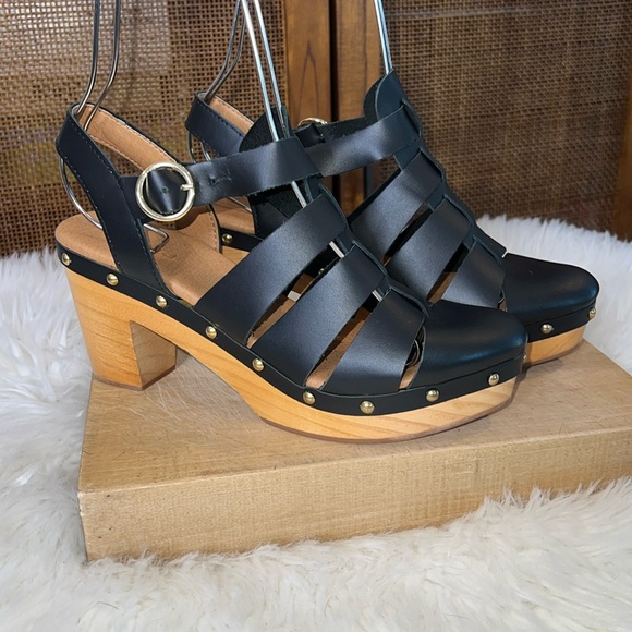 Anthropologie Pilcro Fisherman’s Clog
